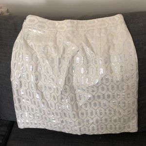 Miniskirt with geometric shapes